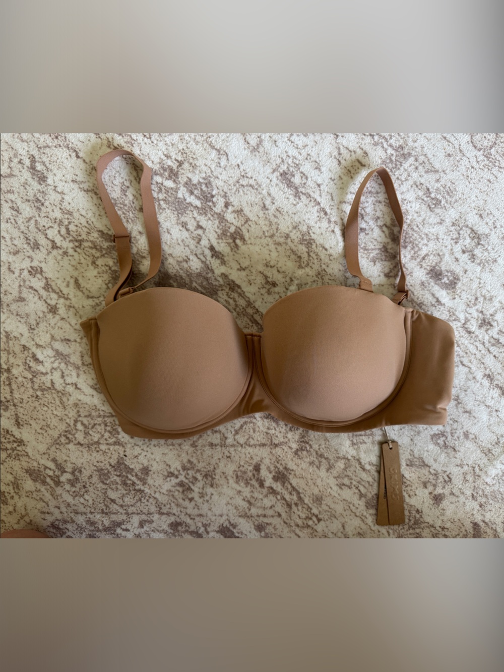 SKIMS Fits Everybody Strapless Bra NWT